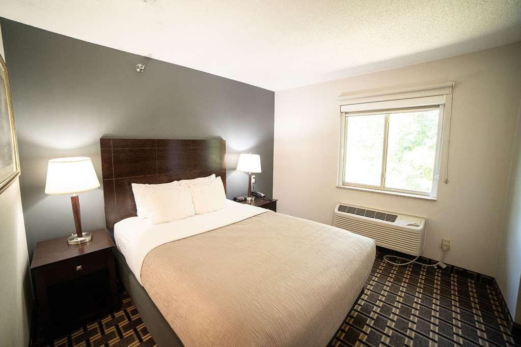 Quality Inn & Suites Watertown Near Prairie Lakes Ice Arena Pokoj fotografie