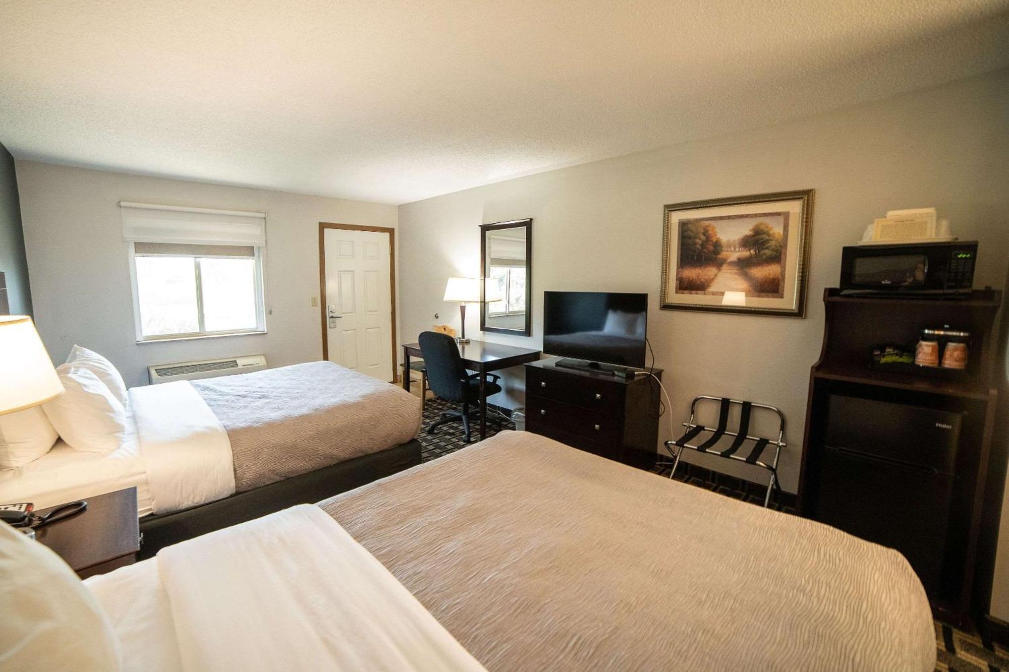 Quality Inn & Suites Watertown Near Prairie Lakes Ice Arena Exteriér fotografie